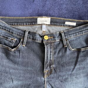 FRAME Le Skinny de Jeanne